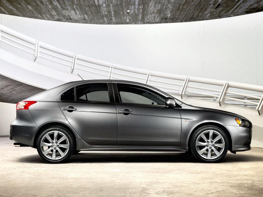  Mitsubishi Lancer Sportback 2008 года  (фото 21 из 42)